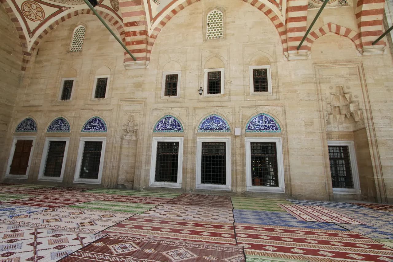 Altın Yay kitabının arşivinde yer alan fotoğraf